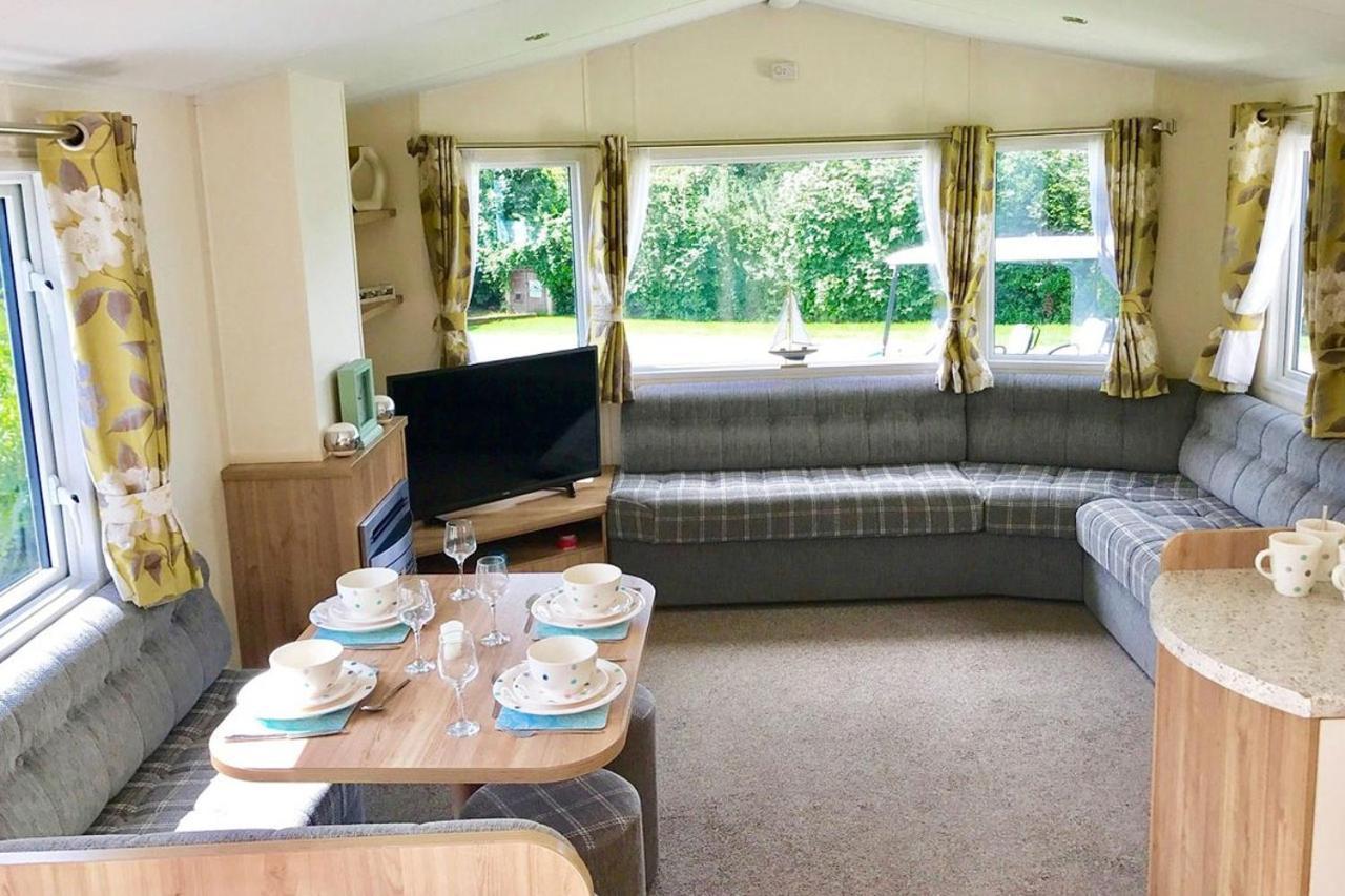 The Lakes 5* Rookley
