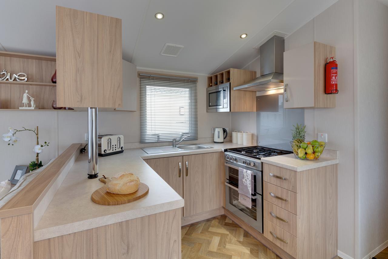 The Lakes Holiday park 5*